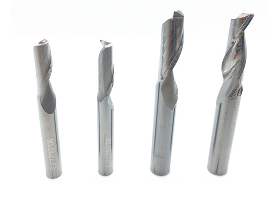 4mm Flute Tunggal Spiral Padat Karbida Akhir Pabrik CNC Carbide Router Bits